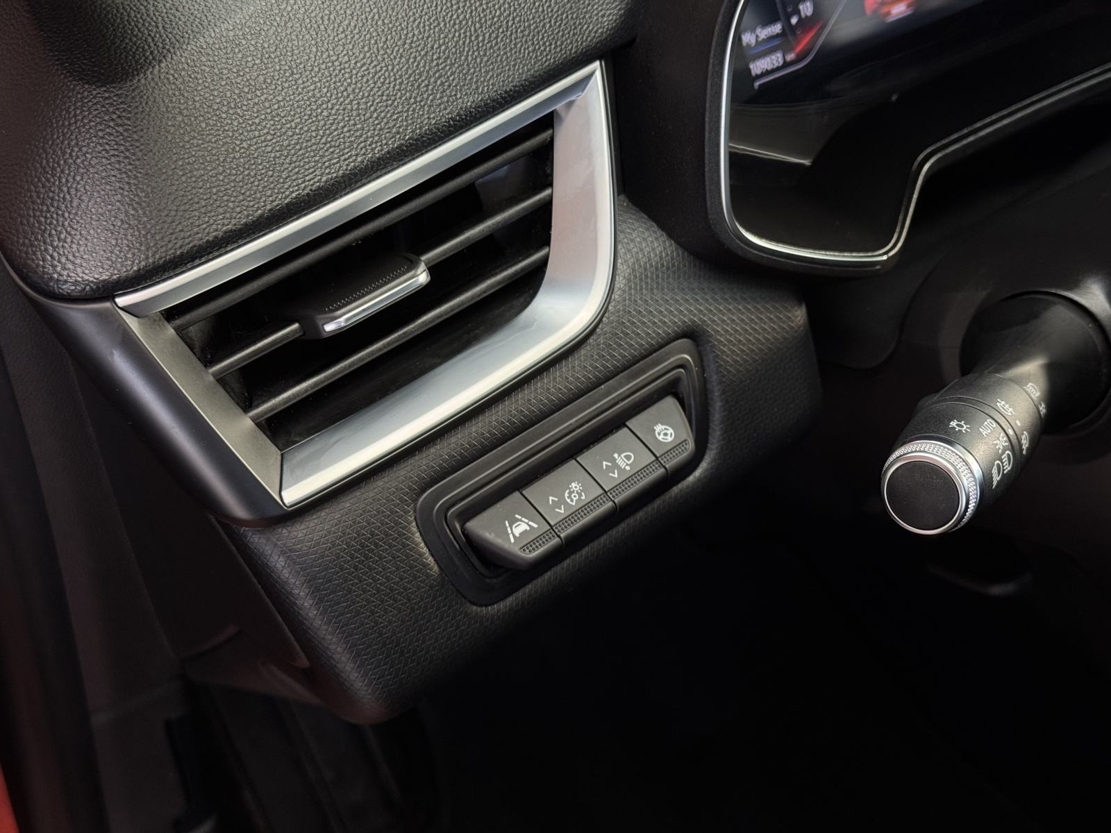 RENAULT CLIO EDITION ONE TCe, 130KS, AUTOMATIK, fotografija 20