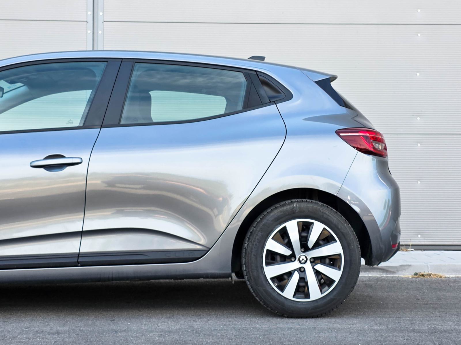 Renault Clio TCe |HR auto |Nove gume |Android |LED |Reg03/27 |JAMSTVO, fotografija 5