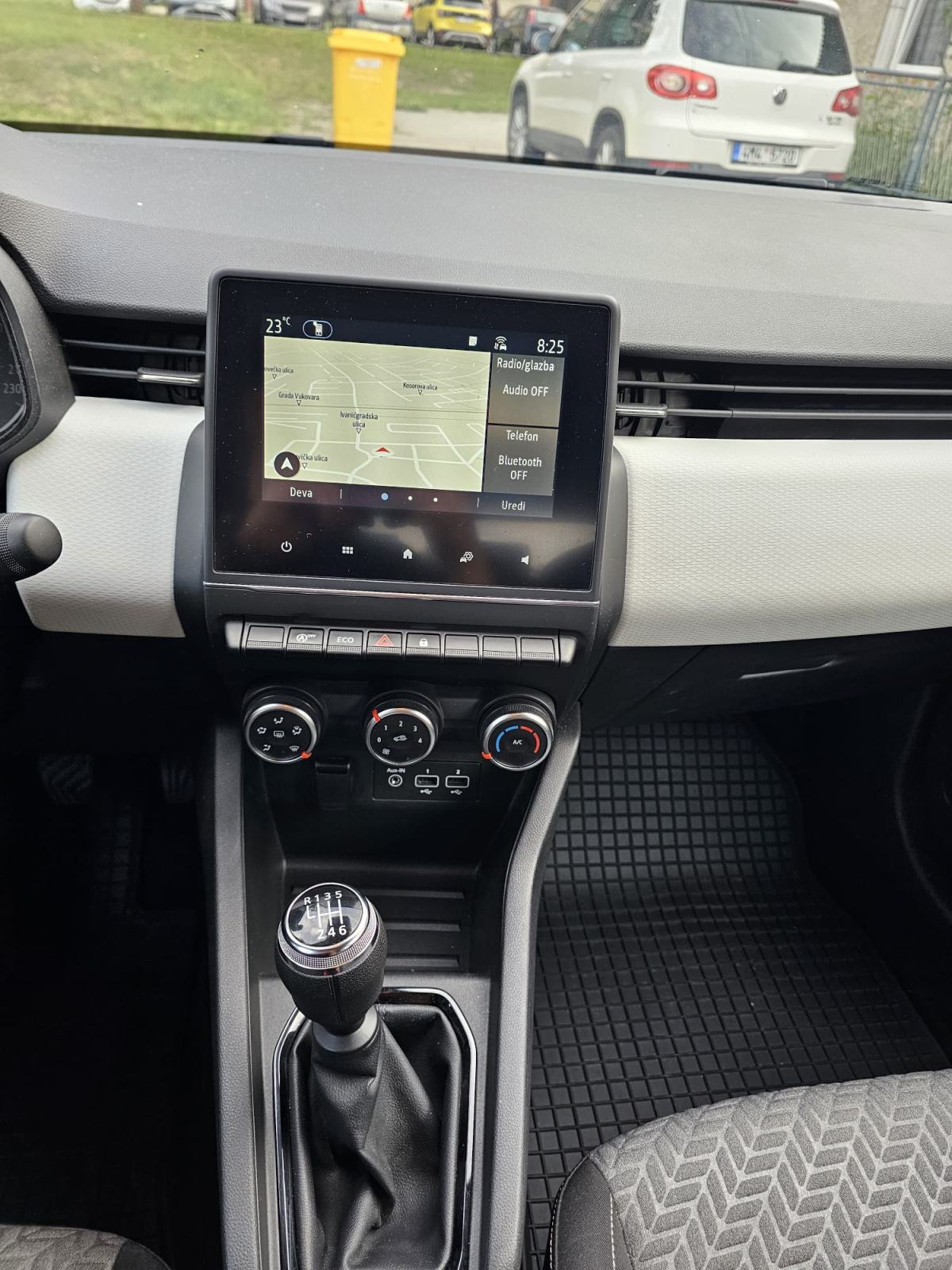 Renault Clio TCe *HRV AUTO, REG. 3/27*, fotografija 14