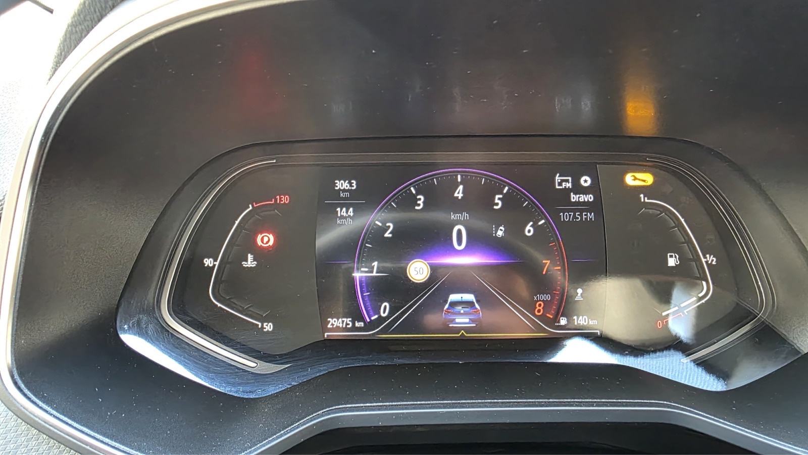 Renault Clio TCe Intens RS Line, 29.475km, 360 kamera, garažiran, fotografija 10