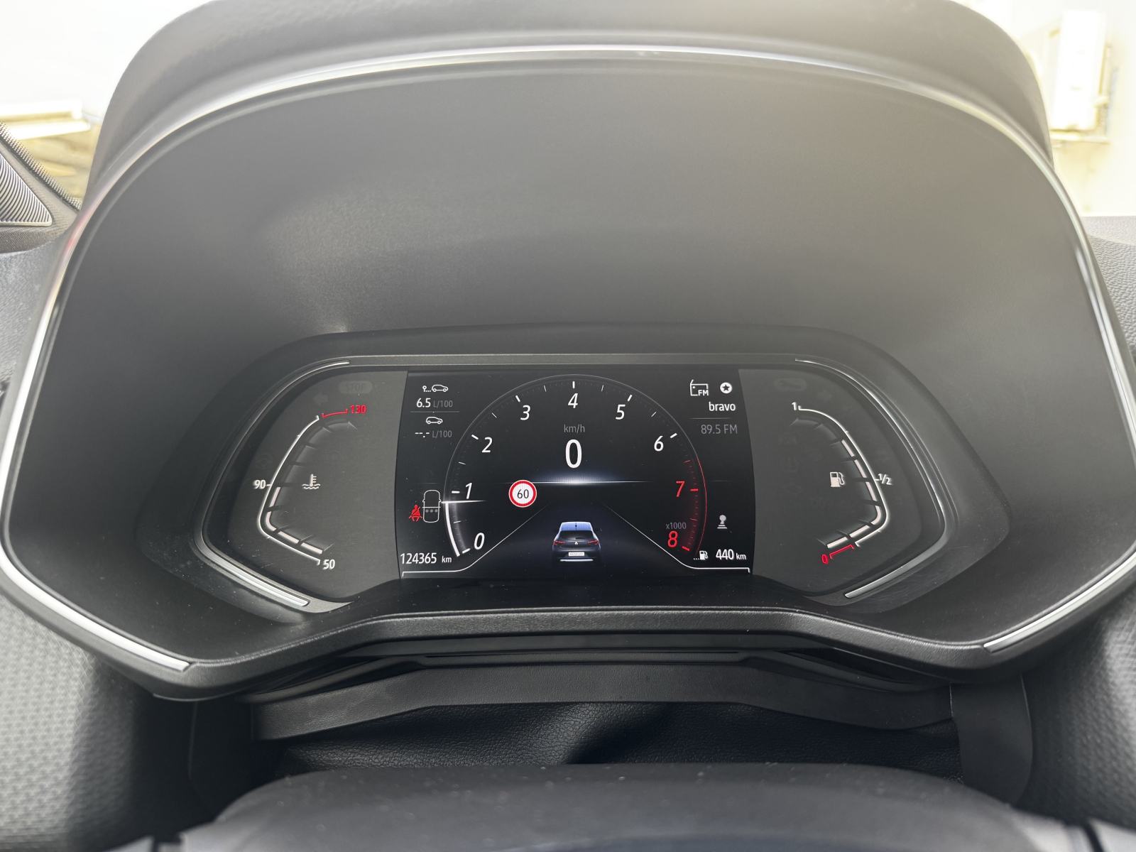 Renault Clio TCe Intens, fotografija 12