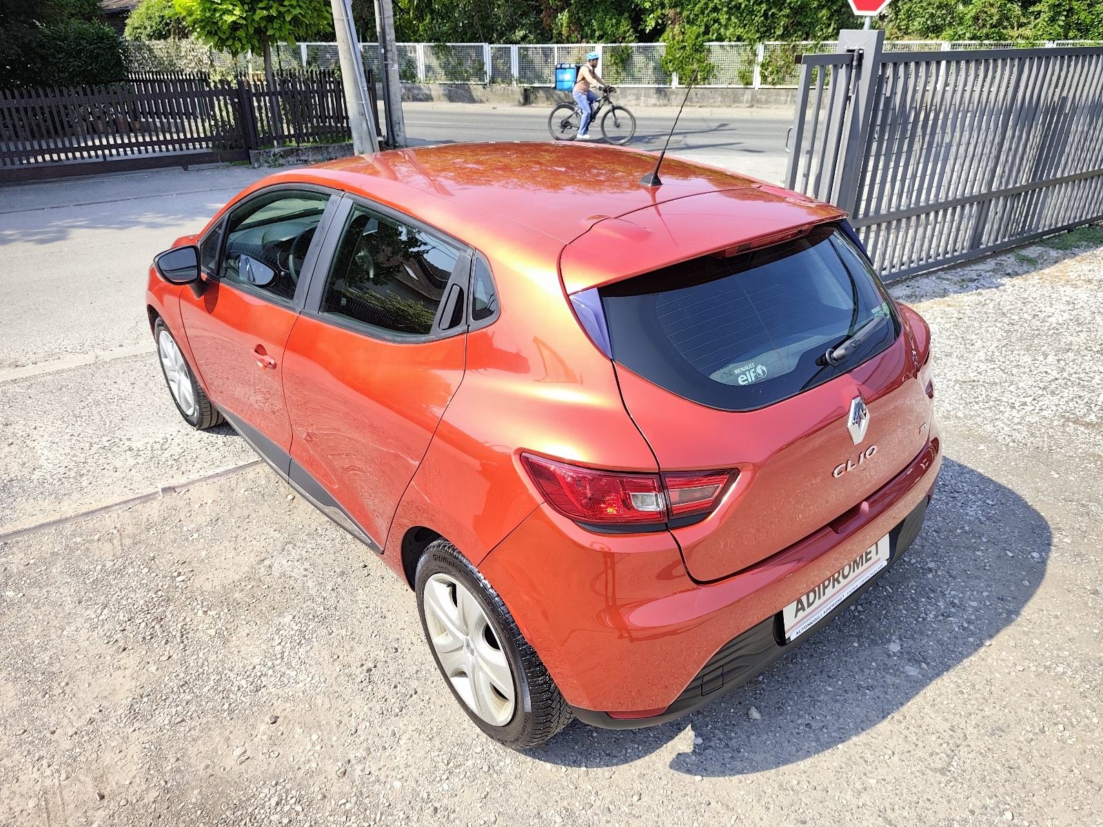 Renault Clio TcE // REG 1 GOD // TOP STANJE // KLIMA //, fotografija 8