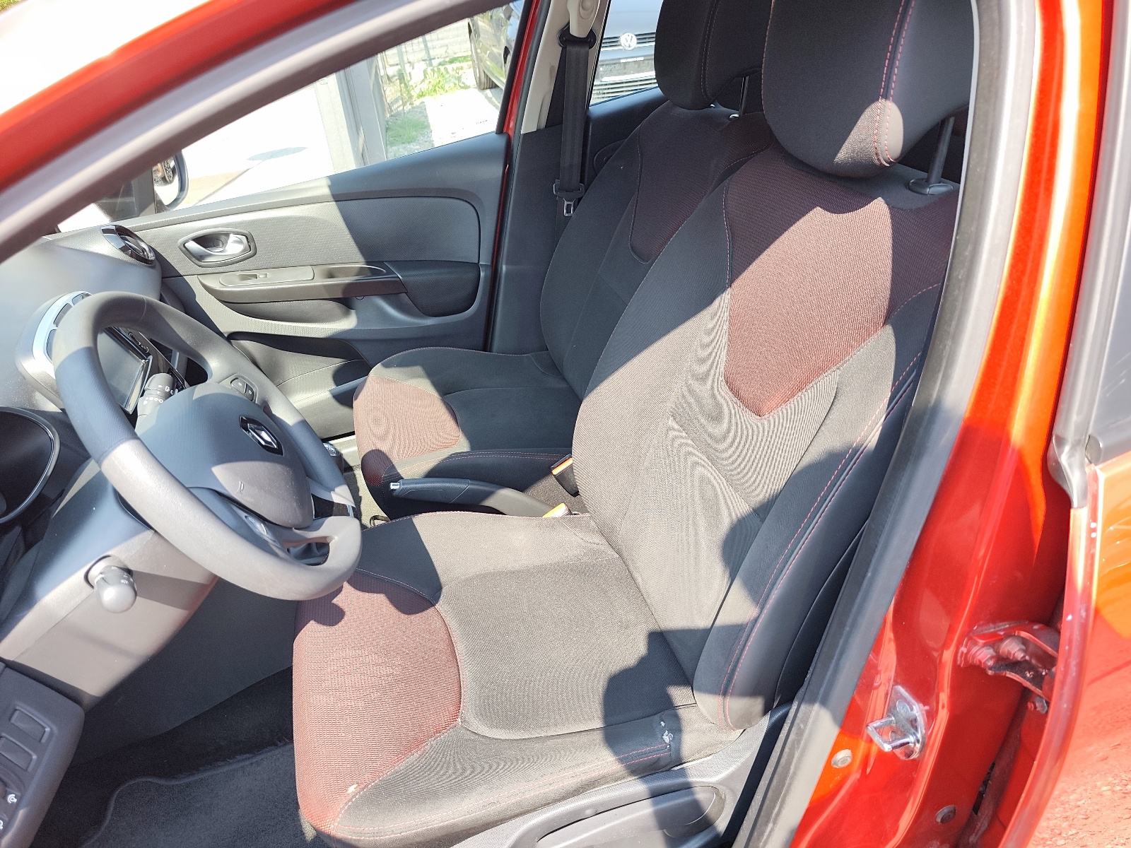 Renault Clio TcE // REG 1 GOD // TOP STANJE // KLIMA //, fotografija 14