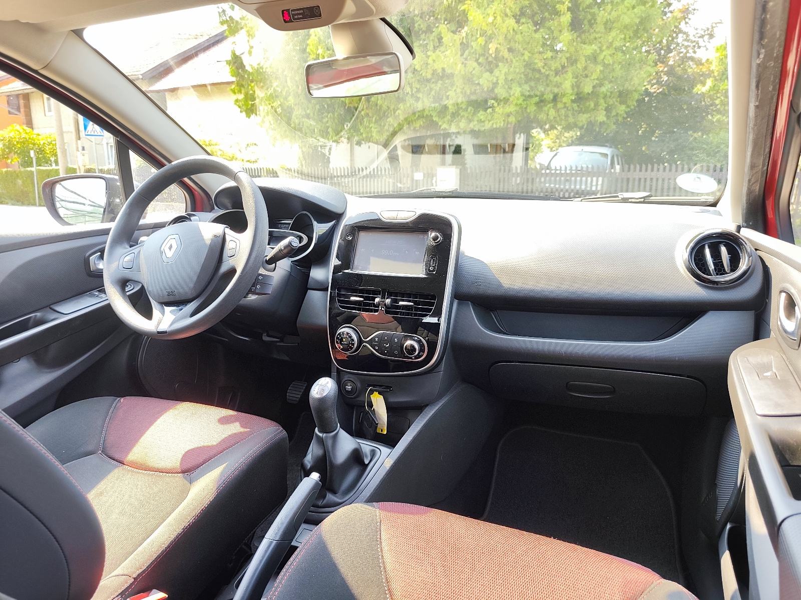 Renault Clio TcE // REG 1 GOD // TOP STANJE // KLIMA //, fotografija 17