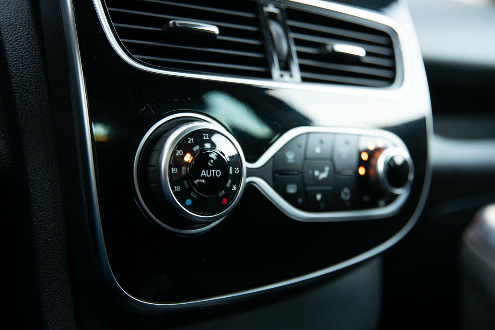 Renault Clio benzin 2019g 66kw 90ks, fotografija 15