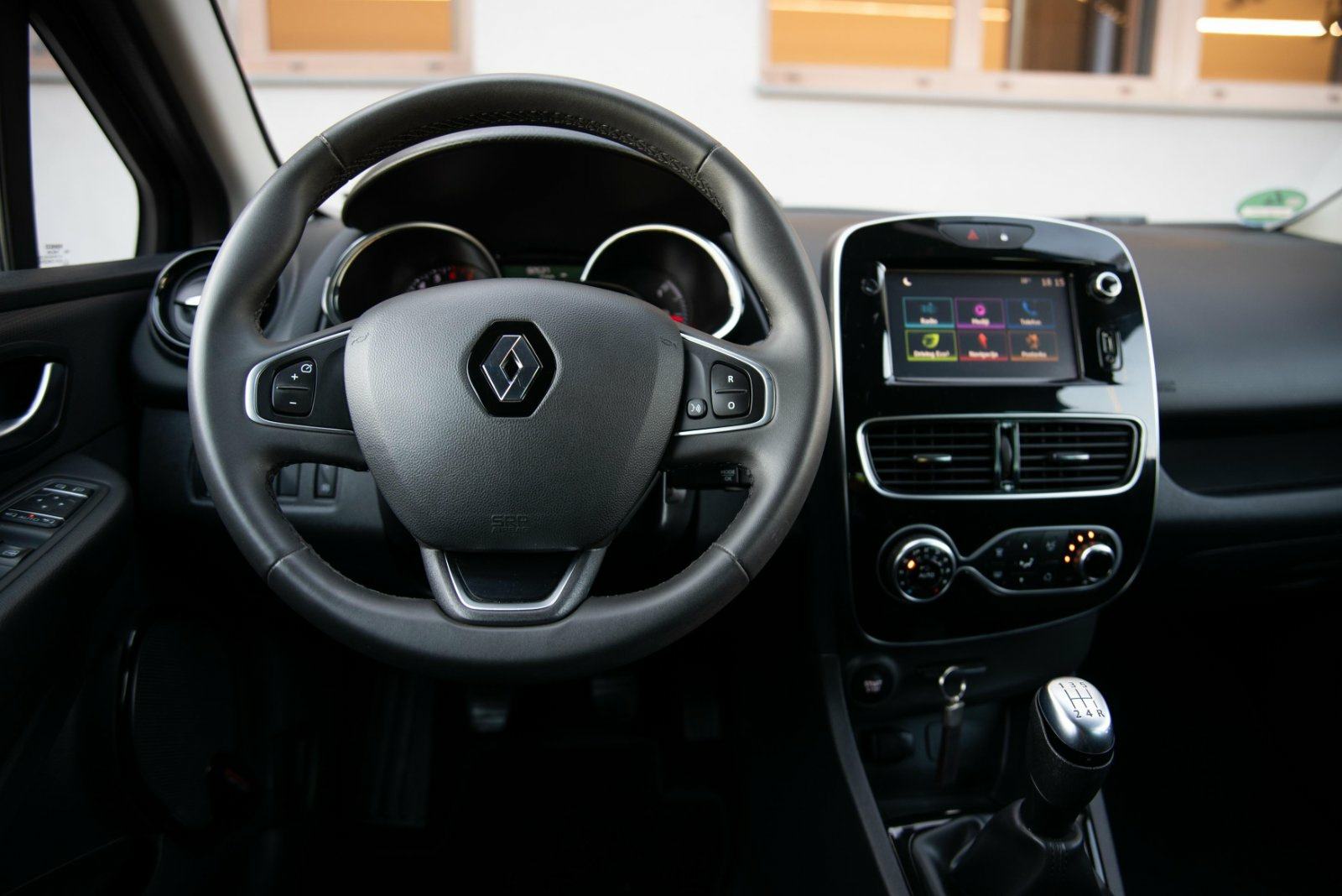 Renault Clio benzin 2019g 66kw 90ks, fotografija 16