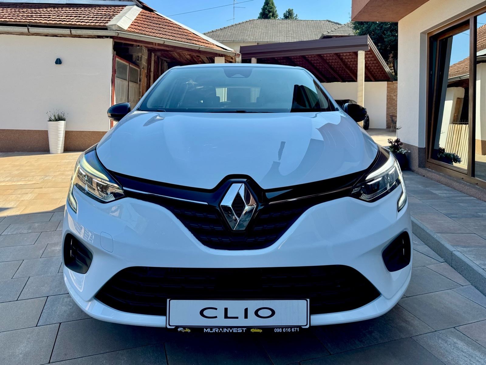 Renault Clio TCe navi,svega 18000km,full led,alu,navigacija,pdc,nov!!!, fotografija 11