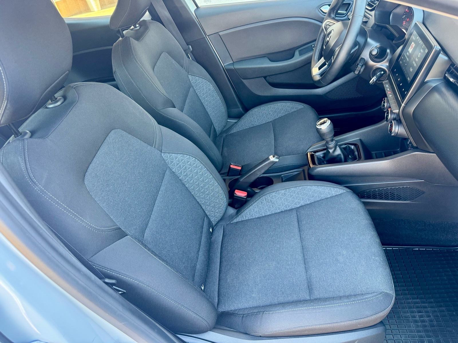 Renault Clio TCe navi,svega 18000km,full led,alu,navigacija,pdc,nov!!!, fotografija 20