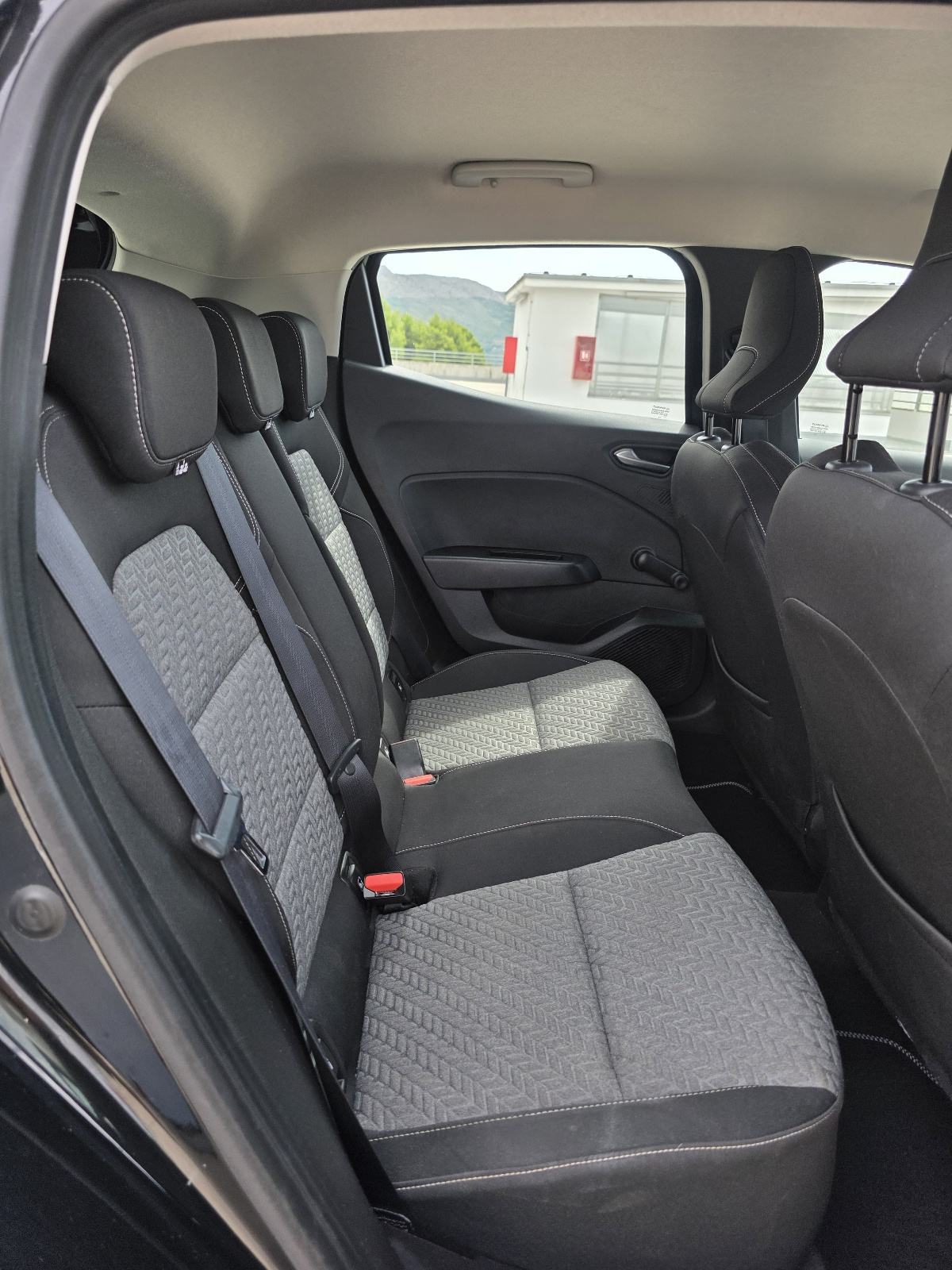 Renault Clio TCe, fotografija 10