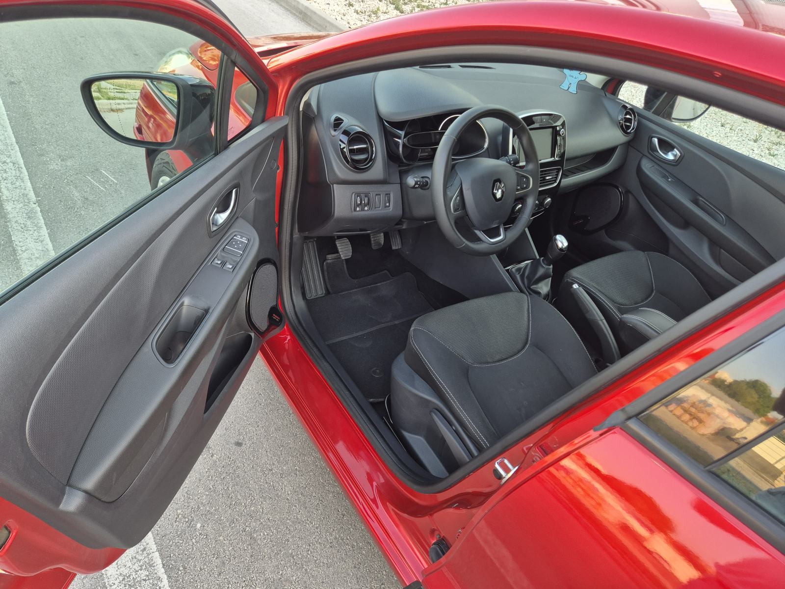 Renault Clio TCe, fotografija 6