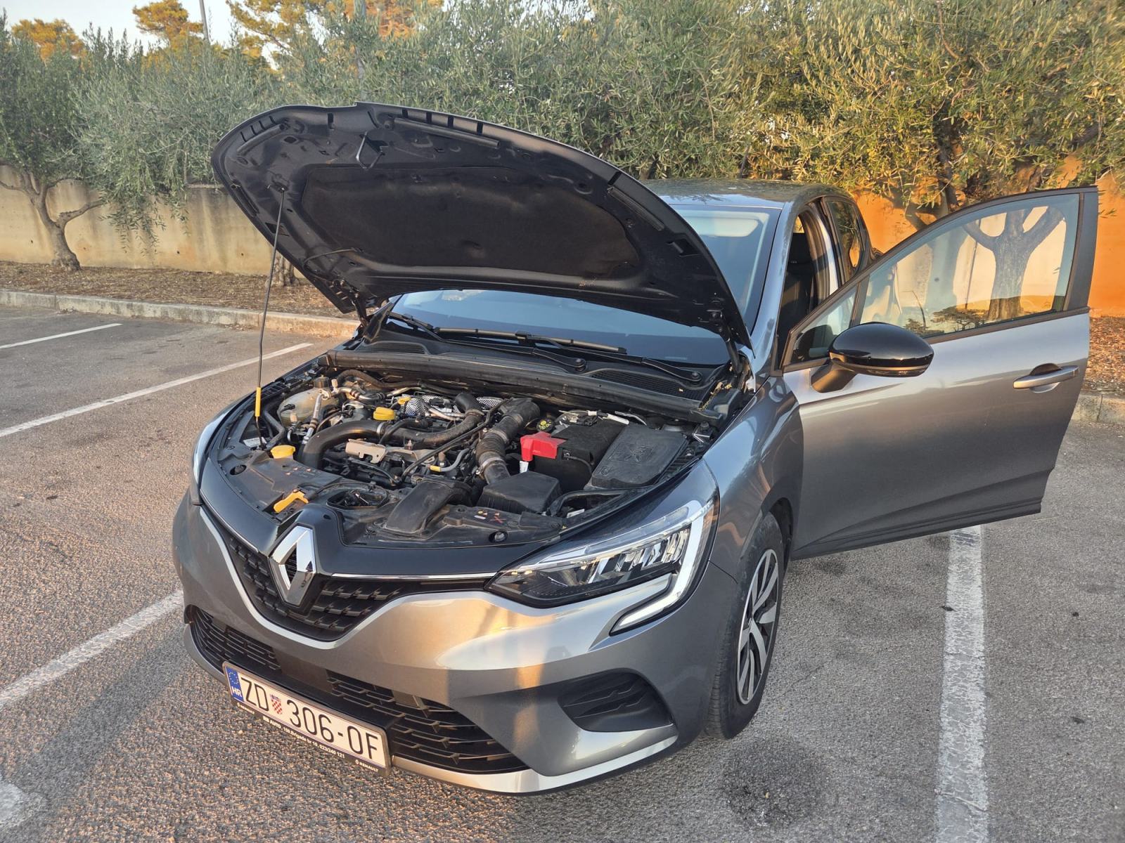 Renault Clio TCe, fotografija 11