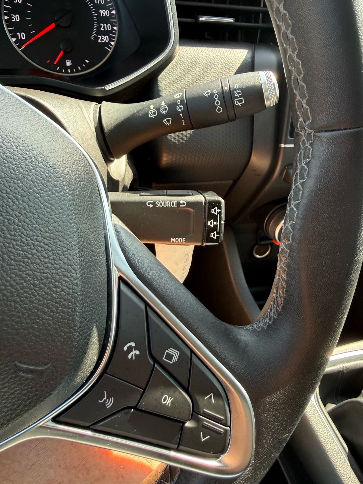 Renault Clio V 1.5 dCi | 2020 | 135tkm | JAMSTVO 1g | Transport GRATIS, fotografija 17