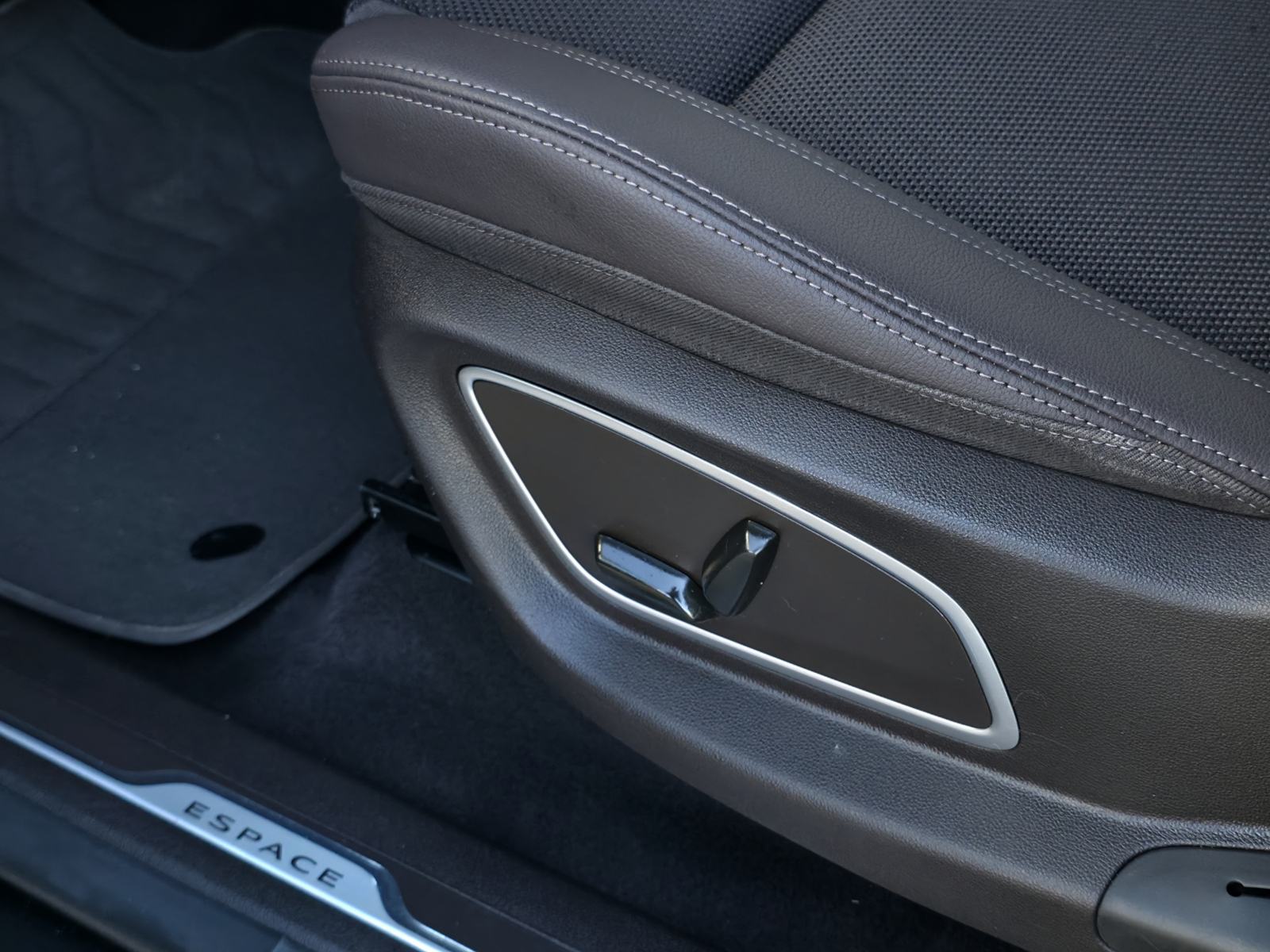 Renault Espace 2.0DCI EDC Intens FULLED•AMBIENT•KAMERA•PDC360•18•, fotografija 14