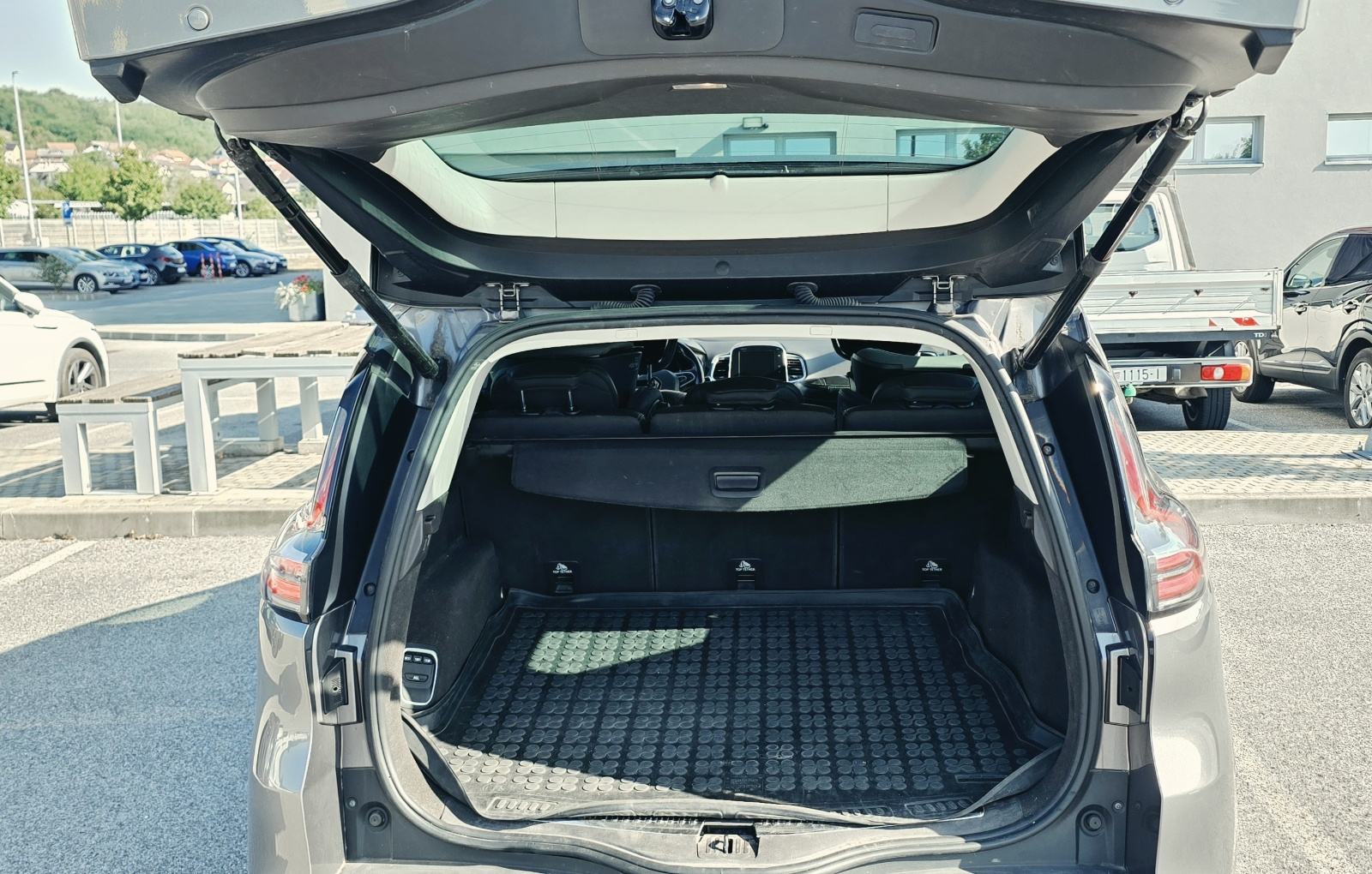 Renault Espace 2.0 dCi, 200 KS Initiale Paris, fotografija 14