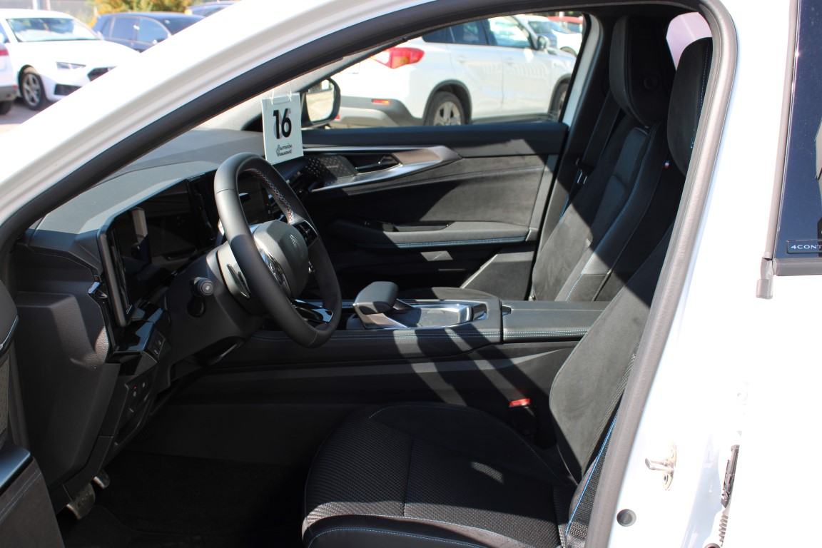 Renault Espace E-Tech 200 Full hybrid Esprit Alpine Aut., fotografija 9