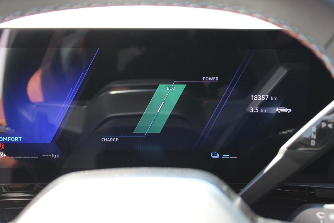 Renault Espace E-Tech 200 Full hybrid Esprit Alpine Aut., fotografija 18