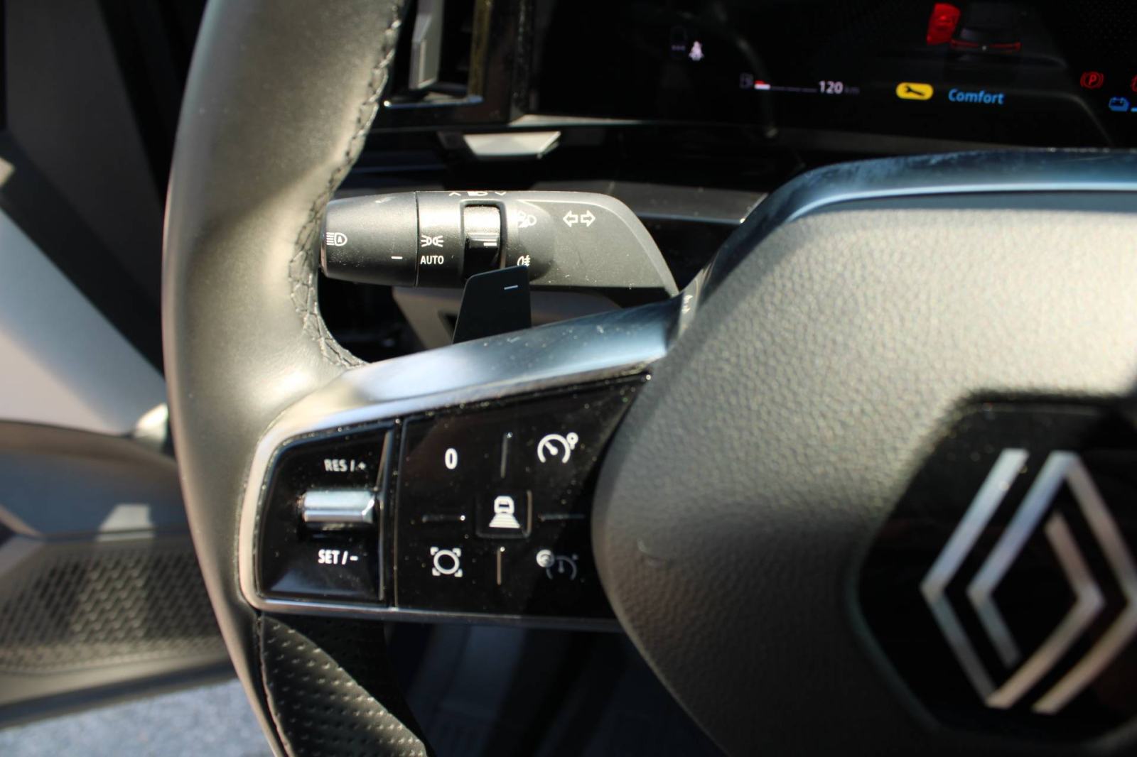 Renault Espace E-Tech 200 Full Hybrid *PANORAMA, LED, NAVIGACIJA, KAME, fotografija 17