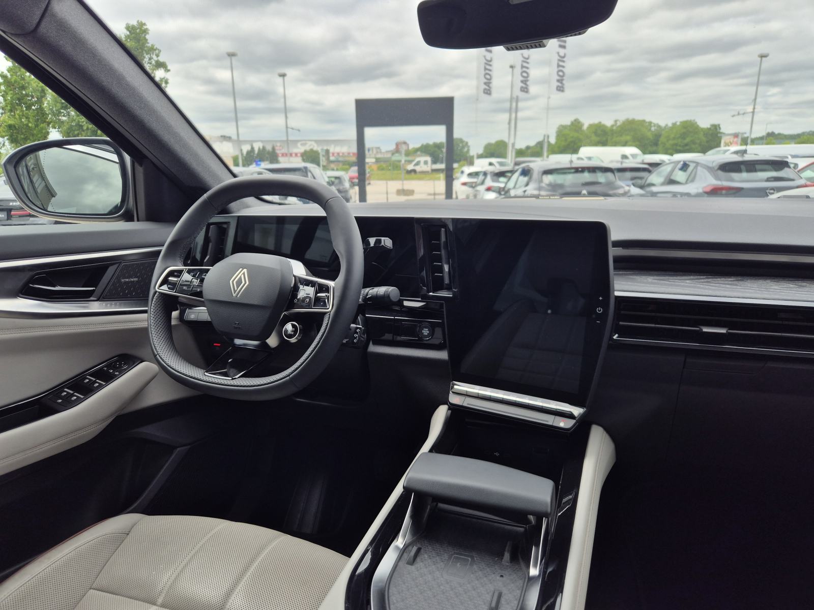 Renault Espace Iconic E-Tech Full Hybrid automatik - 7 sjedala, fotografija 14