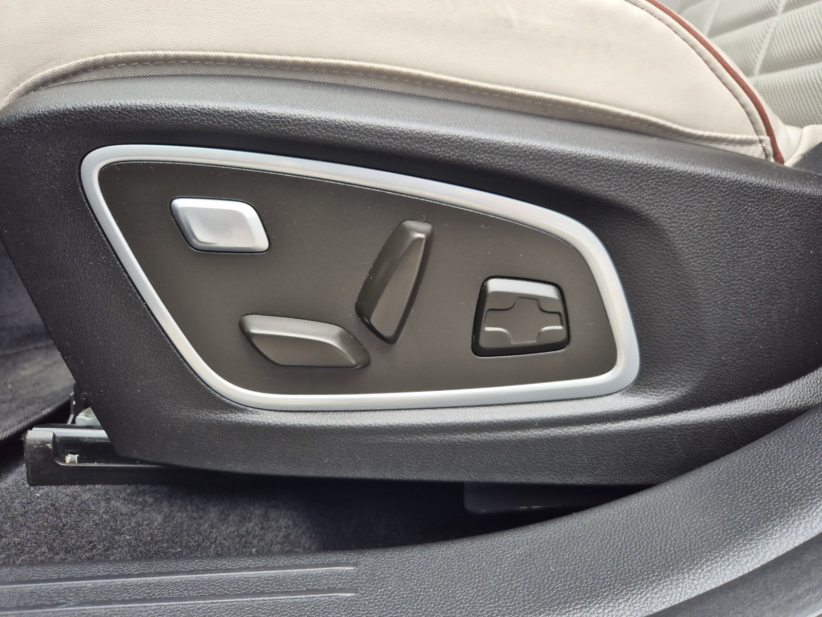 Renault Espace Iconic E-Tech Full Hybrid automatik - 7 sjedala, fotografija 16