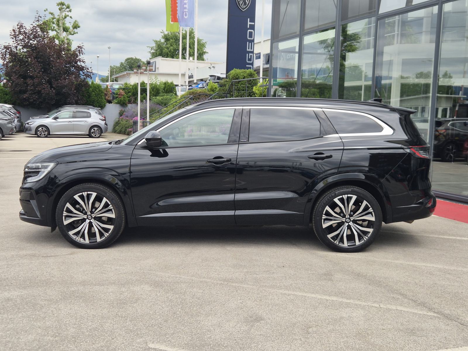 Renault Espace Iconic E-Tech Full Hybrid automatik - 7 sjedala, fotografija 9