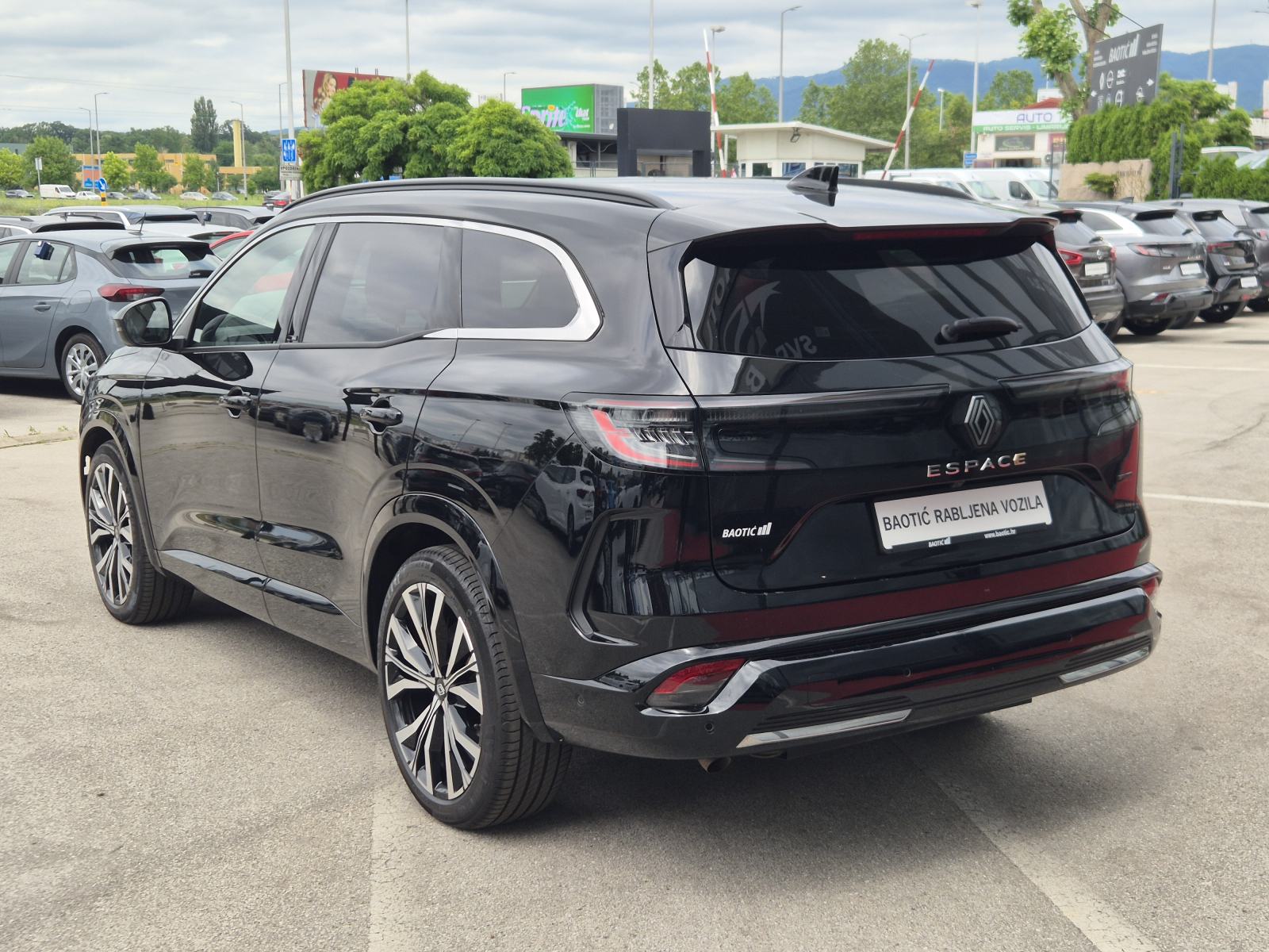 Renault Espace Iconic E-Tech Full Hybrid automatik - 7 sjedala, fotografija 8