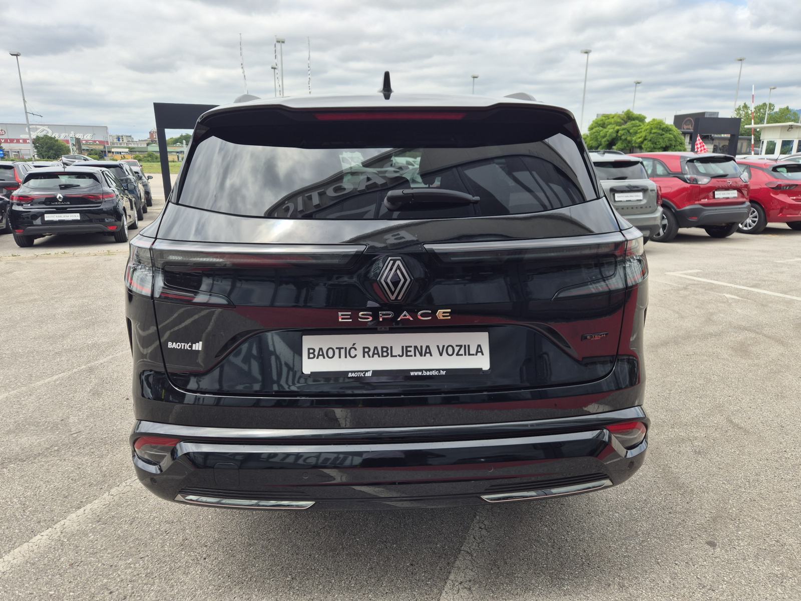Renault Espace Iconic E-Tech Full Hybrid automatik - 7 sjedala, fotografija 7