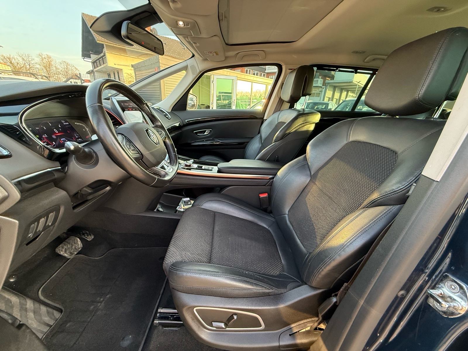 Renault Espace 2.0 dCi Intens 4Control | 2021 | JAMSTVO | Dostava, fotografija 9