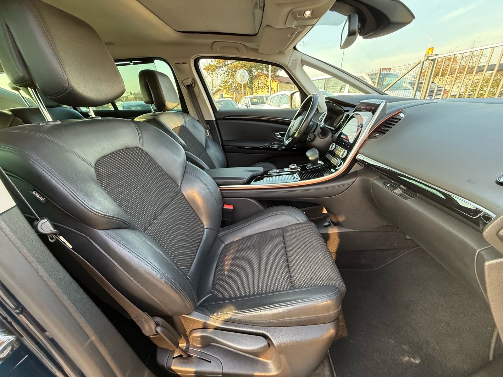Renault Espace 2.0 dCi Intens 4Control | 2021 | JAMSTVO | Dostava, fotografija 12