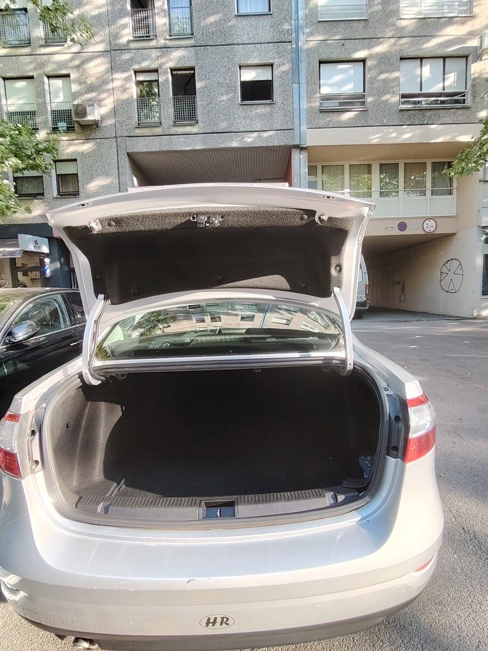 Fluence samo 163tkm godinu dana registriran!, fotografija 12