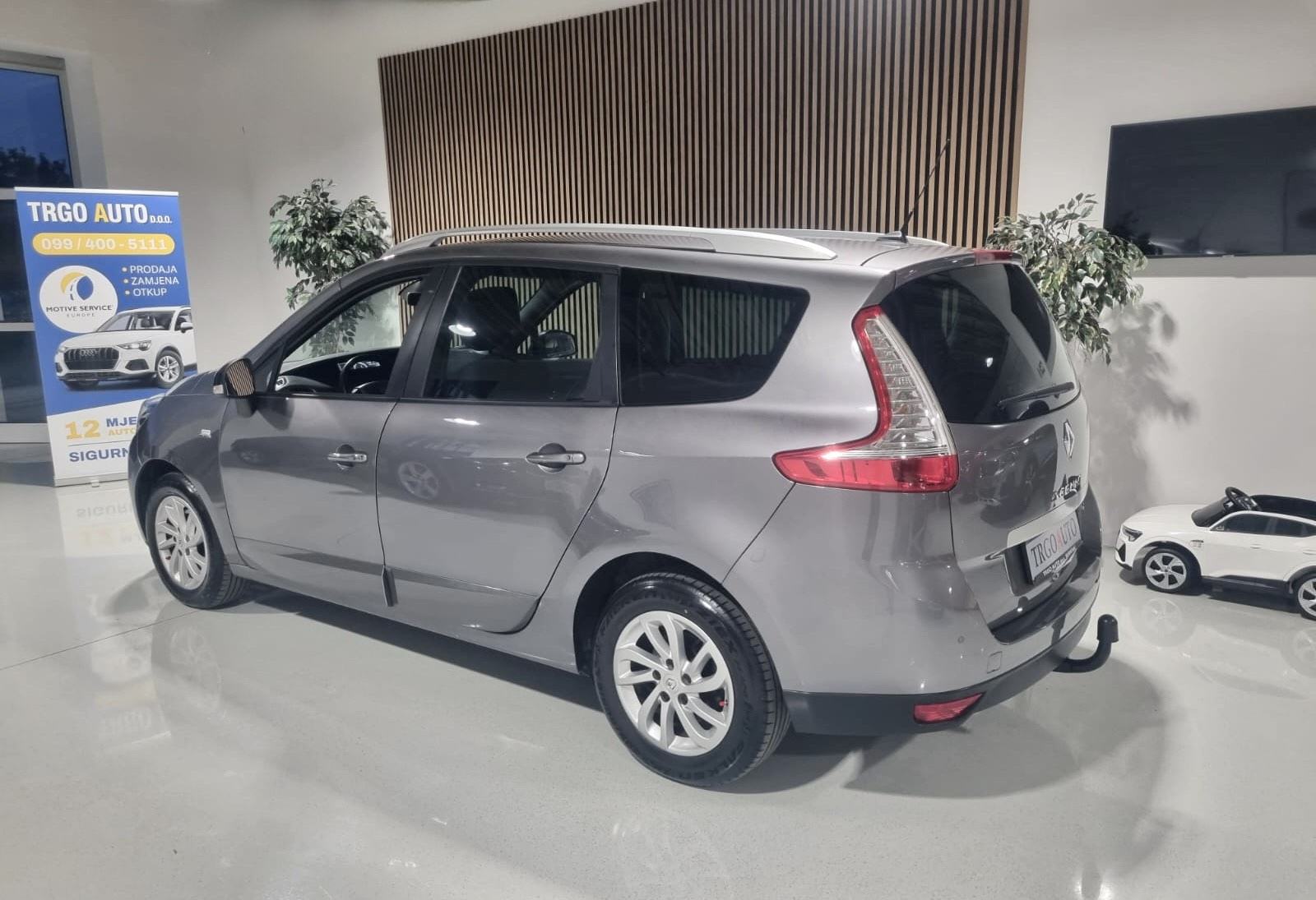 Renault Grand Scenic 1,5 dCi *7 SJEDALA - SAMO 113 TKM -12 MJ JAMSTVO*, fotografija 9