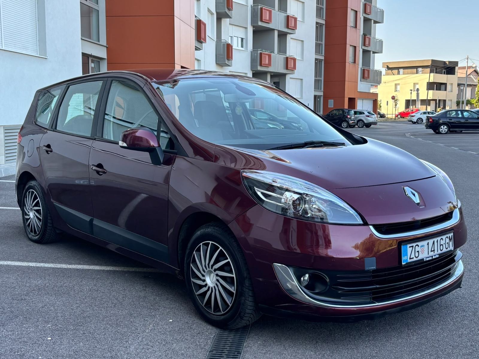 Renault Grand Scenic 1,5 dCi 7Sjedala Euro Kuka Redizajn 4500e, fotografija 4