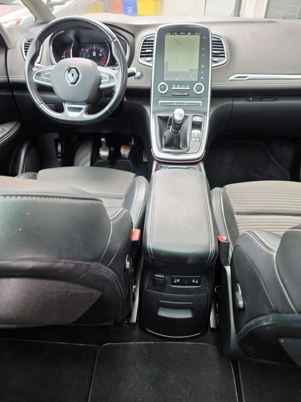 RENAULT GRAND SCENIC 1.5 dCi HYBRID ASSIST • 7 SJEDALA • PANO • NAVI •, fotografija 9