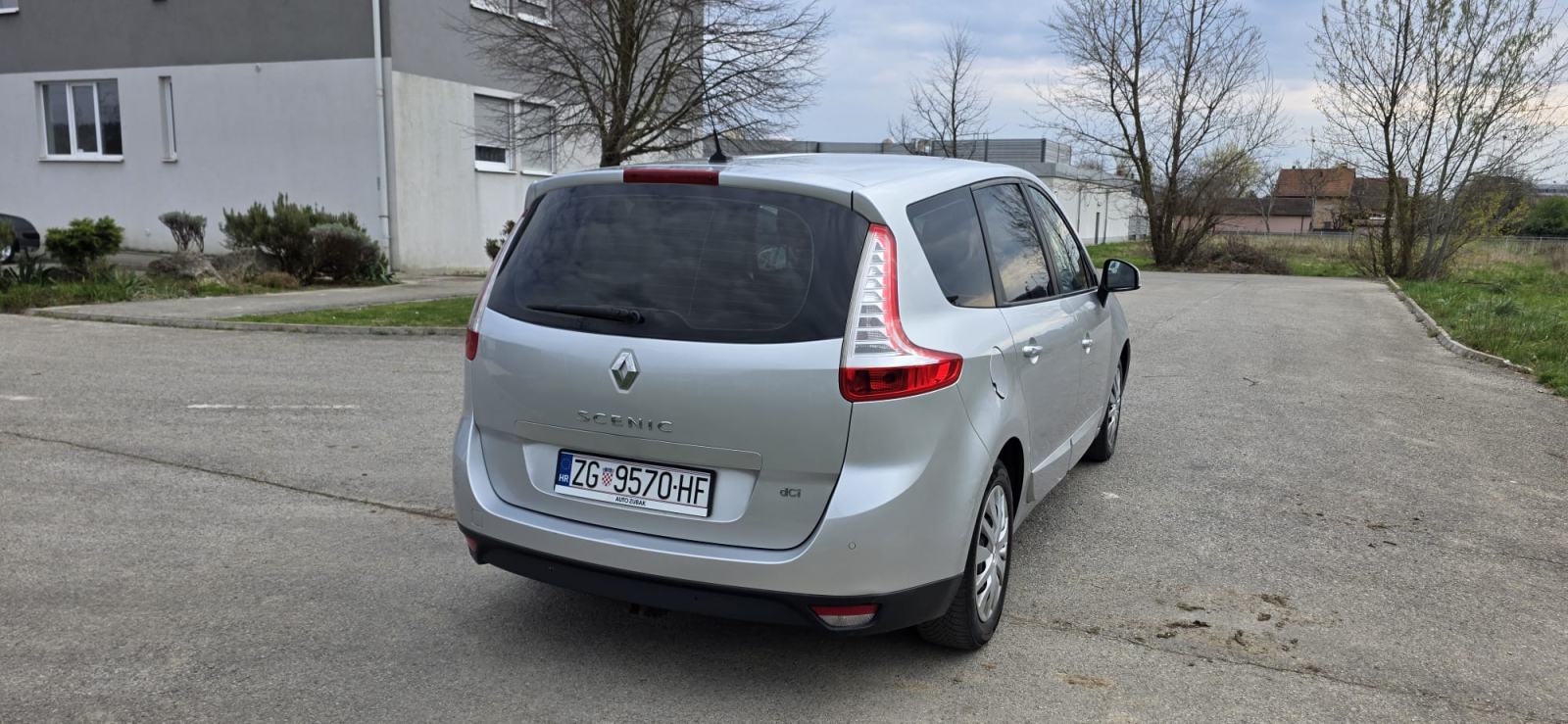 Renault Grand Scenic 1,5 dCi reg. do 06/27, Odlično stanje, fotografija 16