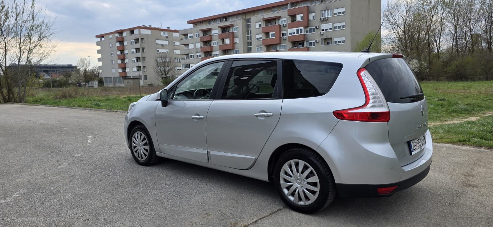 Renault Grand Scenic 1,5 dCi reg. do 06/27, Odlično stanje, fotografija 20