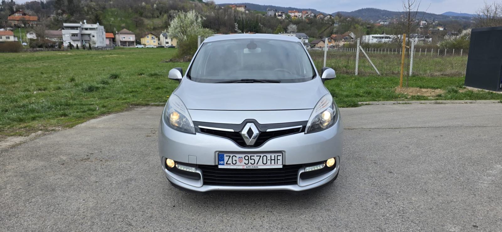 Renault Grand Scenic 1,5 dCi reg. do 06/27, Odlično stanje, fotografija 2