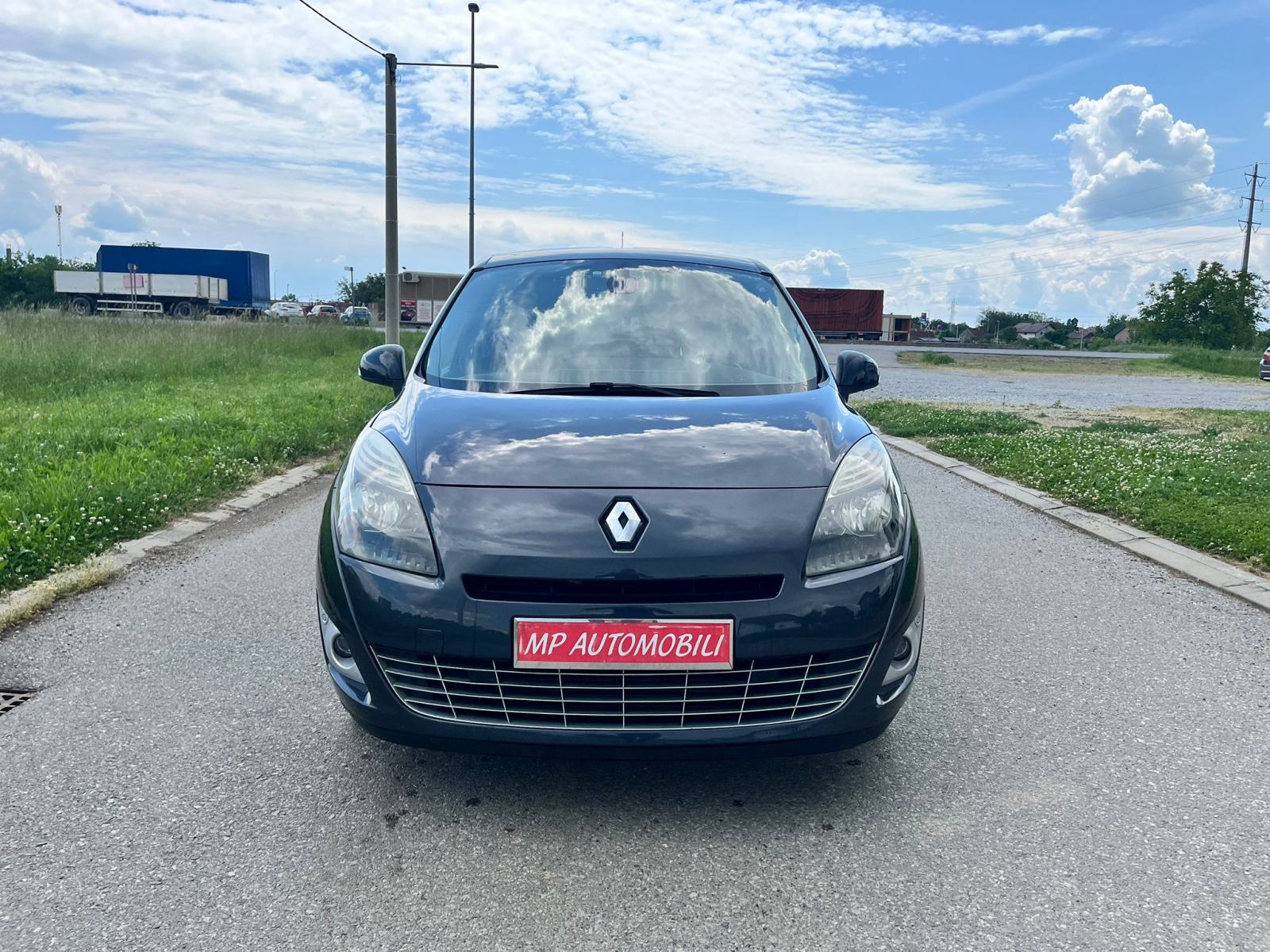 Renault Grand Scenic 1,6 dCi-2013gd.md-NAVIGACIJA-alu,7sjedala,KARTICE, fotografija 2