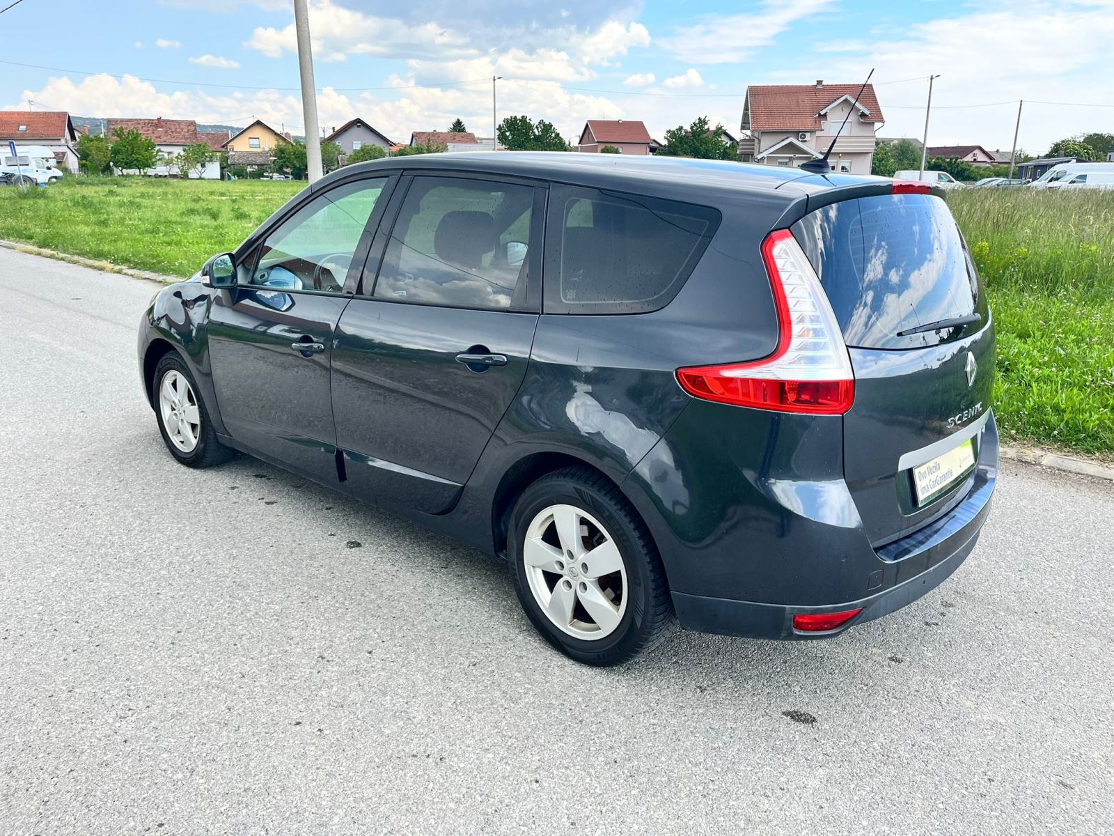 Renault Grand Scenic 1,6 dCi-2013gd.md-NAVIGACIJA-alu,7sjedala,KARTICE, fotografija 8