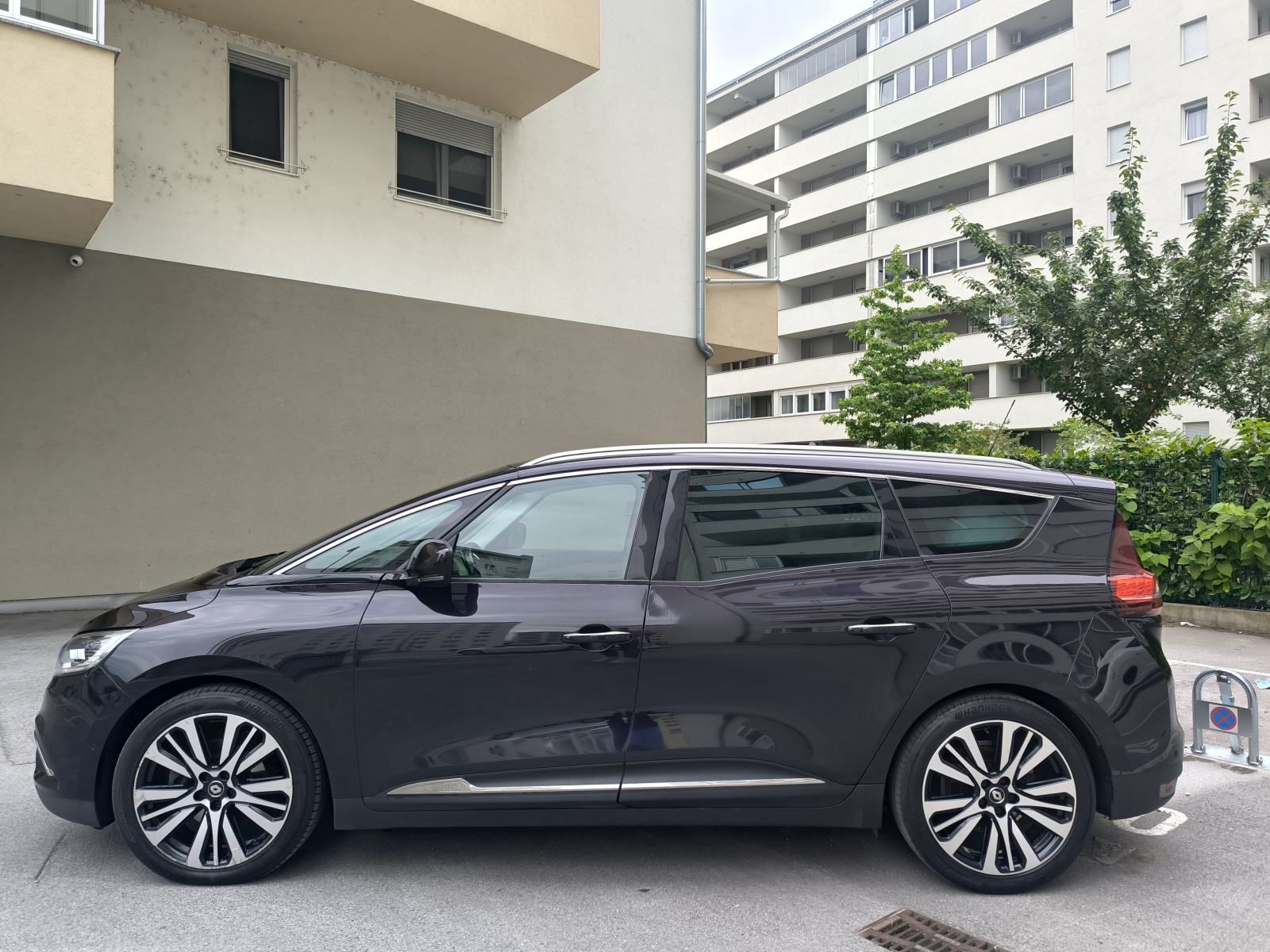 Renault Grand Scenic 1,6 dCi, INITIALE PARIS, FULL LED, TOP, fotografija 4