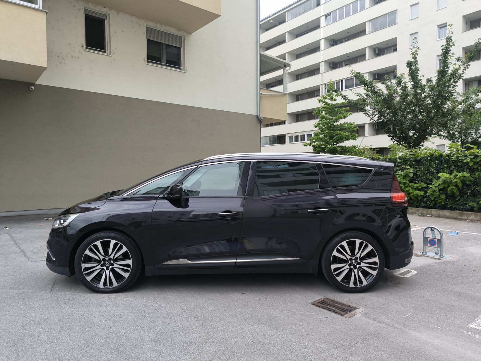 Renault Grand Scenic 1,6 dCi, INITIALE PARIS, FULL LED, TOP, fotografija 5