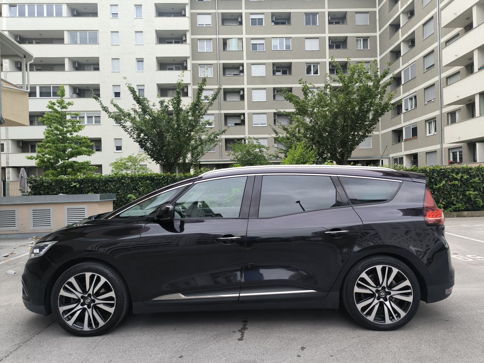 Renault Grand Scenic 1,6 dCi, INITIALE PARIS, FULL LED, TOP, fotografija 7