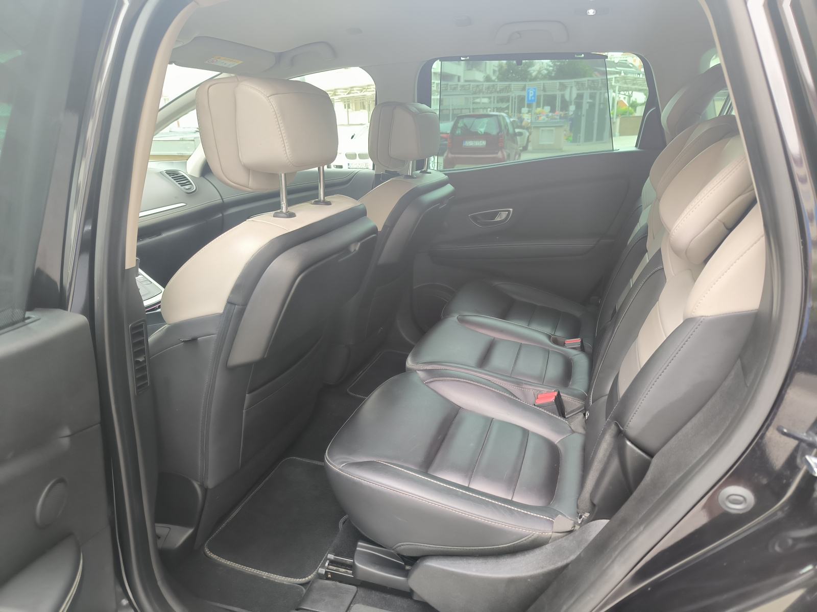 Renault Grand Scenic 1,6 dCi, INITIALE PARIS, FULL LED, TOP, fotografija 15