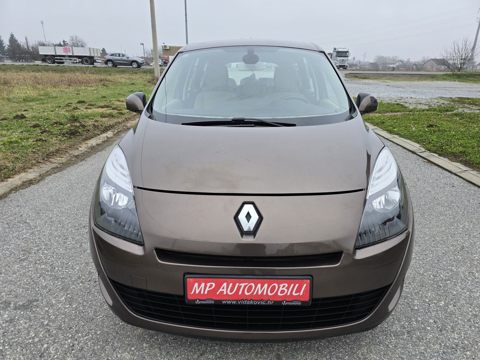 Renault Grand Scenic 1,6i-PLIN-2011gd.md-CLIMATRONIC-7sjedala,rg.08/27, fotografija 4