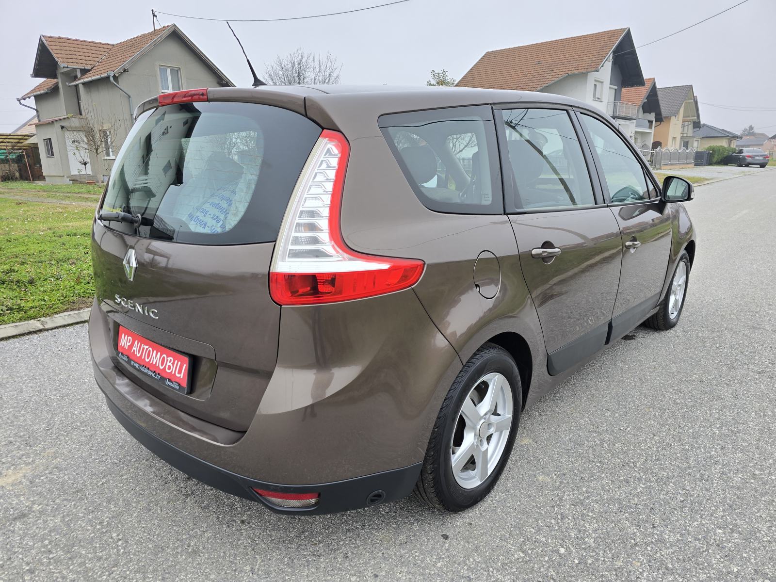 Renault Grand Scenic 1,6i-PLIN-2011gd.md-CLIMATRONIC-7sjedala,rg.08/27, fotografija 10