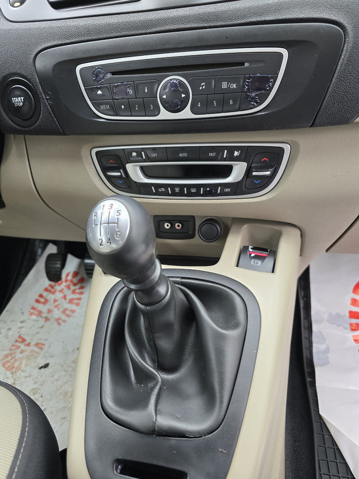 Renault Grand Scenic 1,6i-PLIN-2011gd.md-CLIMATRONIC-7sjedala,rg.08/27, fotografija 14