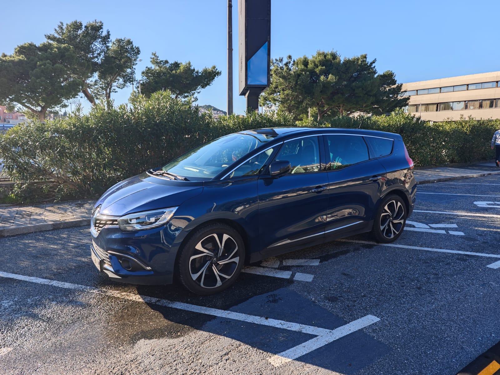 Renault Grand Scenic 1.7 BLUE DCI automatik LEASING BEZ UČEŠĆA, fotografija 2