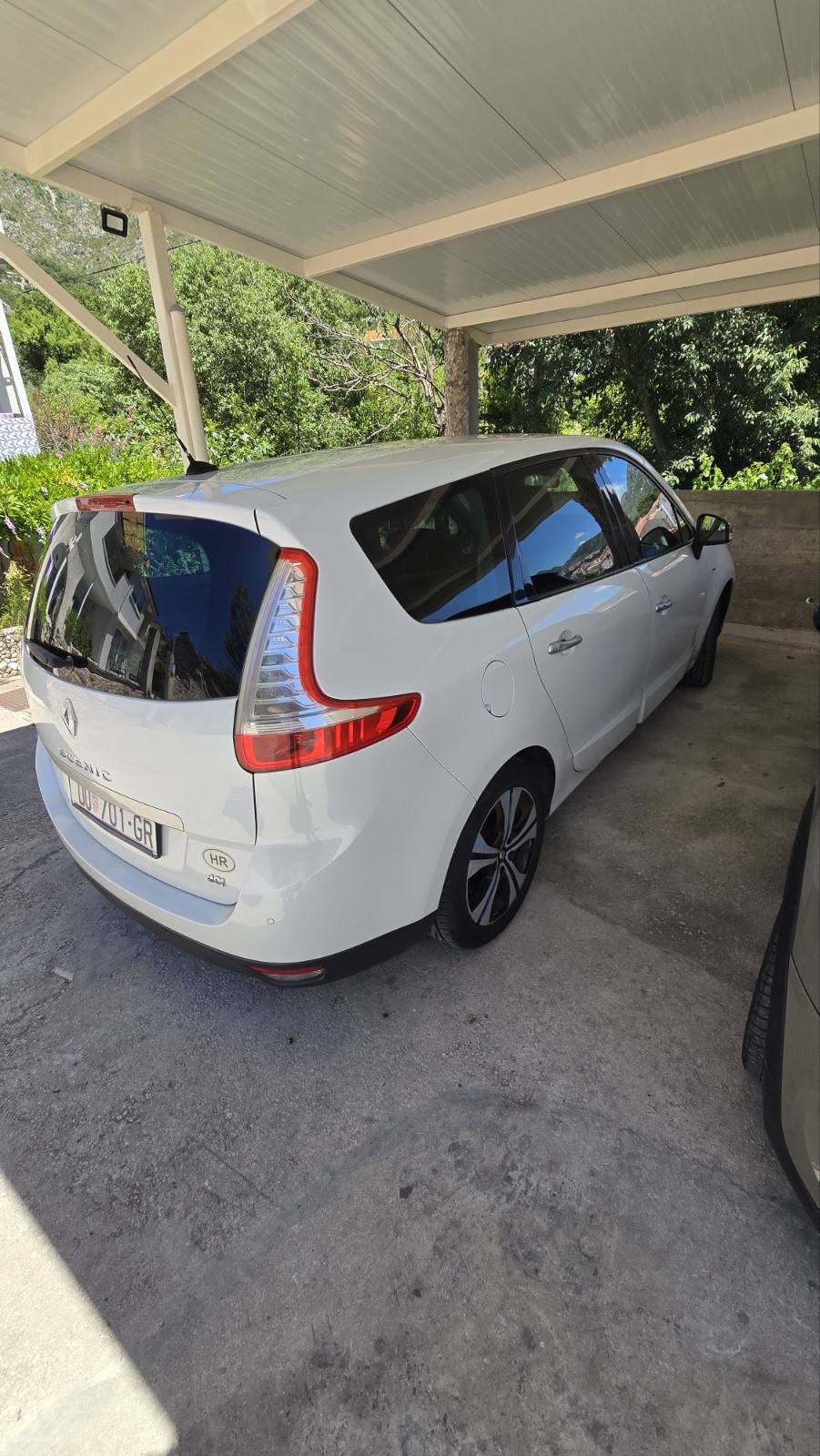 Renault Grand Scenic 1,9 dCi, fotografija 2