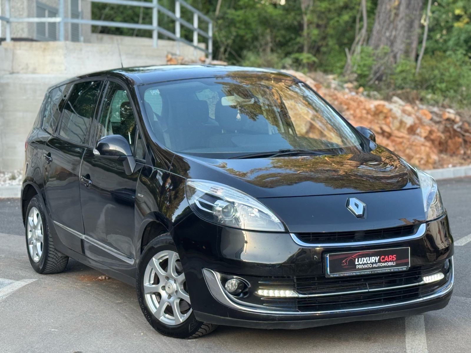 Renault Grand Scenic dCi 130 Bose Edition Koža,Bixenon,Navi,Zamjena!!!, fotografija 2