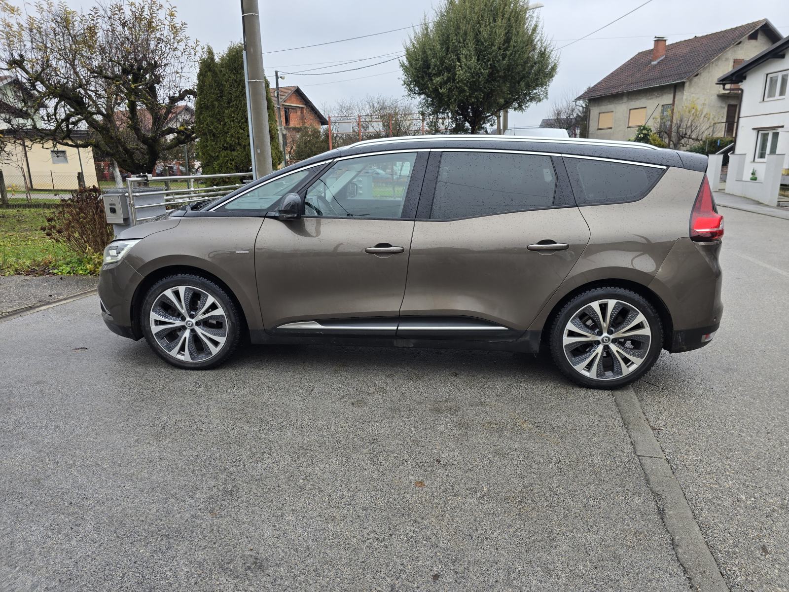 Renault Grand Scenic dCi 130, fotografija 5
