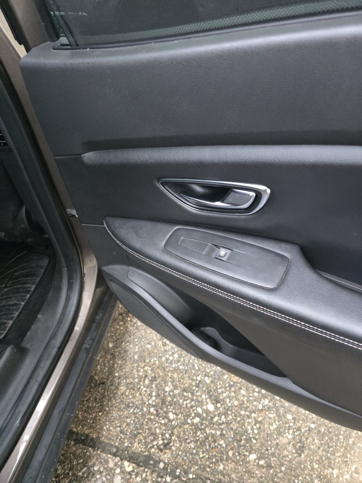 Renault Grand Scenic dCi 130, fotografija 15