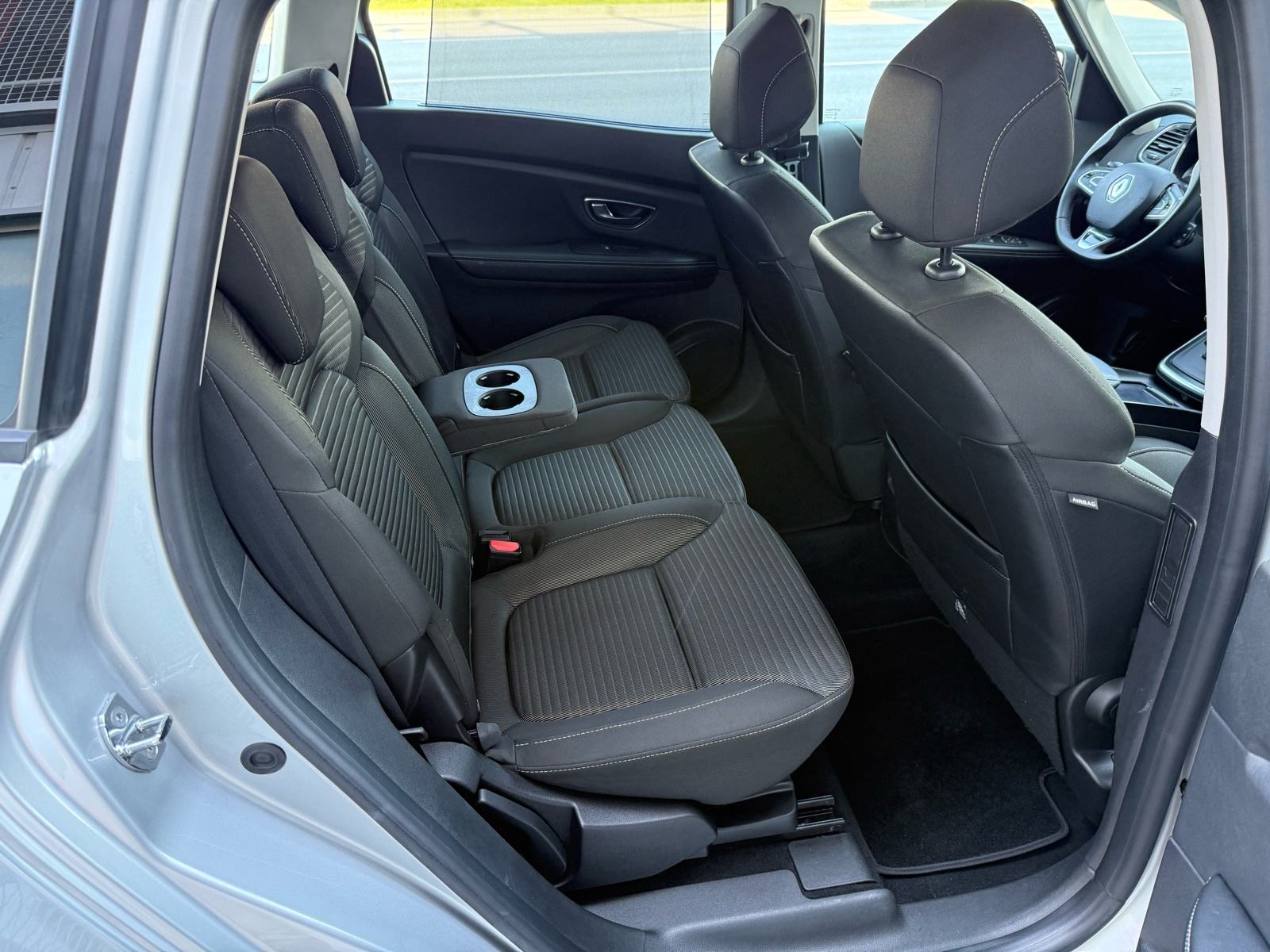 Renault Grand Scenic dCi120 AUTOMATIK 7SJEDALA°NAVI°LEASING BEZ UČEŠĆA, fotografija 20